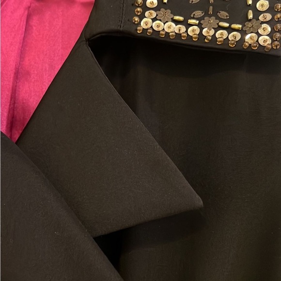 Morgan de Toi Black Trench Coat with Pink Lining - Picture 2 of 9